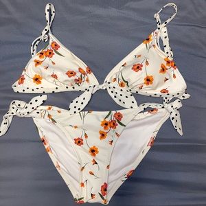 Xhilaration brand bikini from target. Bottoms size Large, Top size XL.